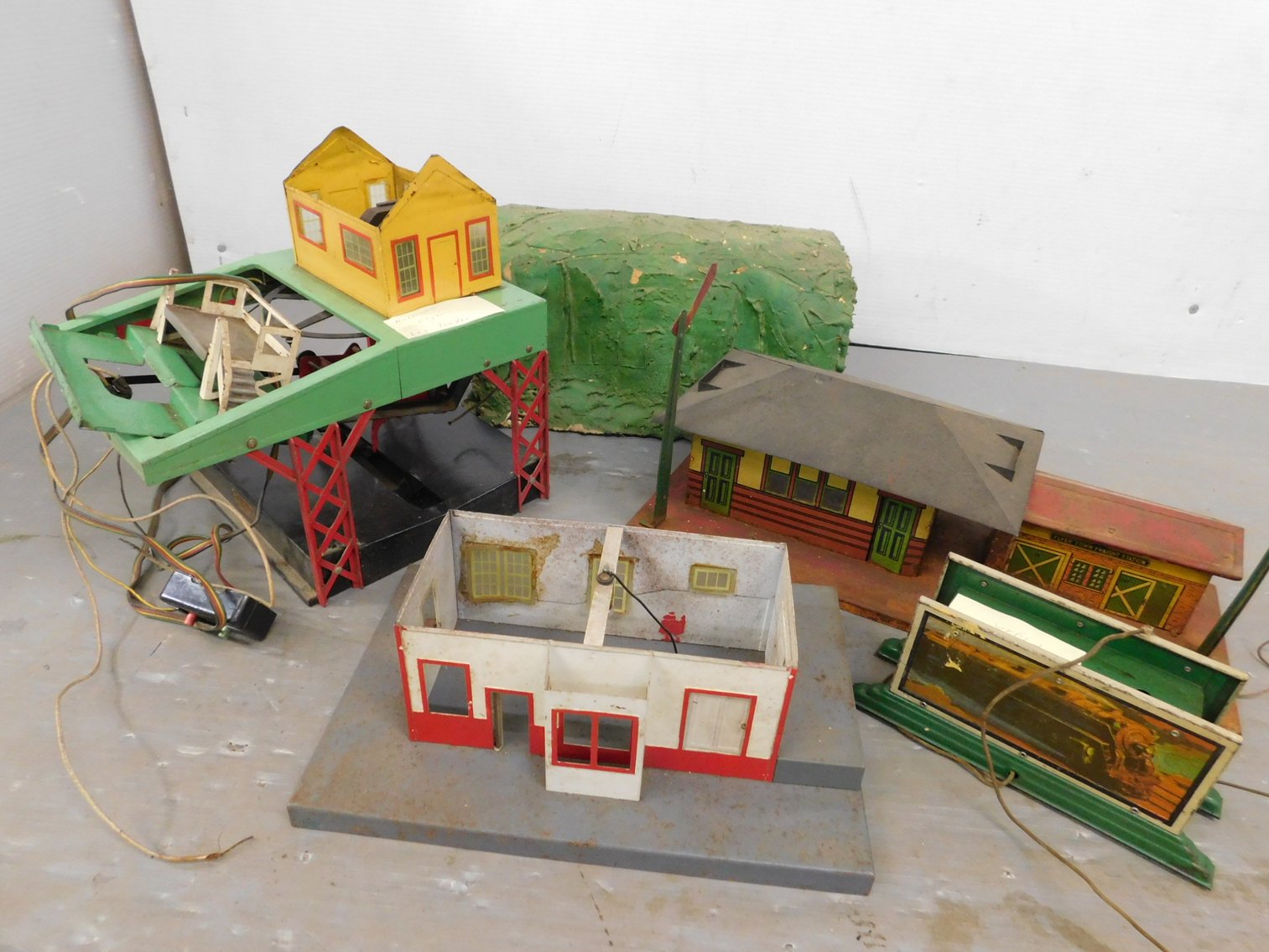 Image for Absolute Online Auction #2067