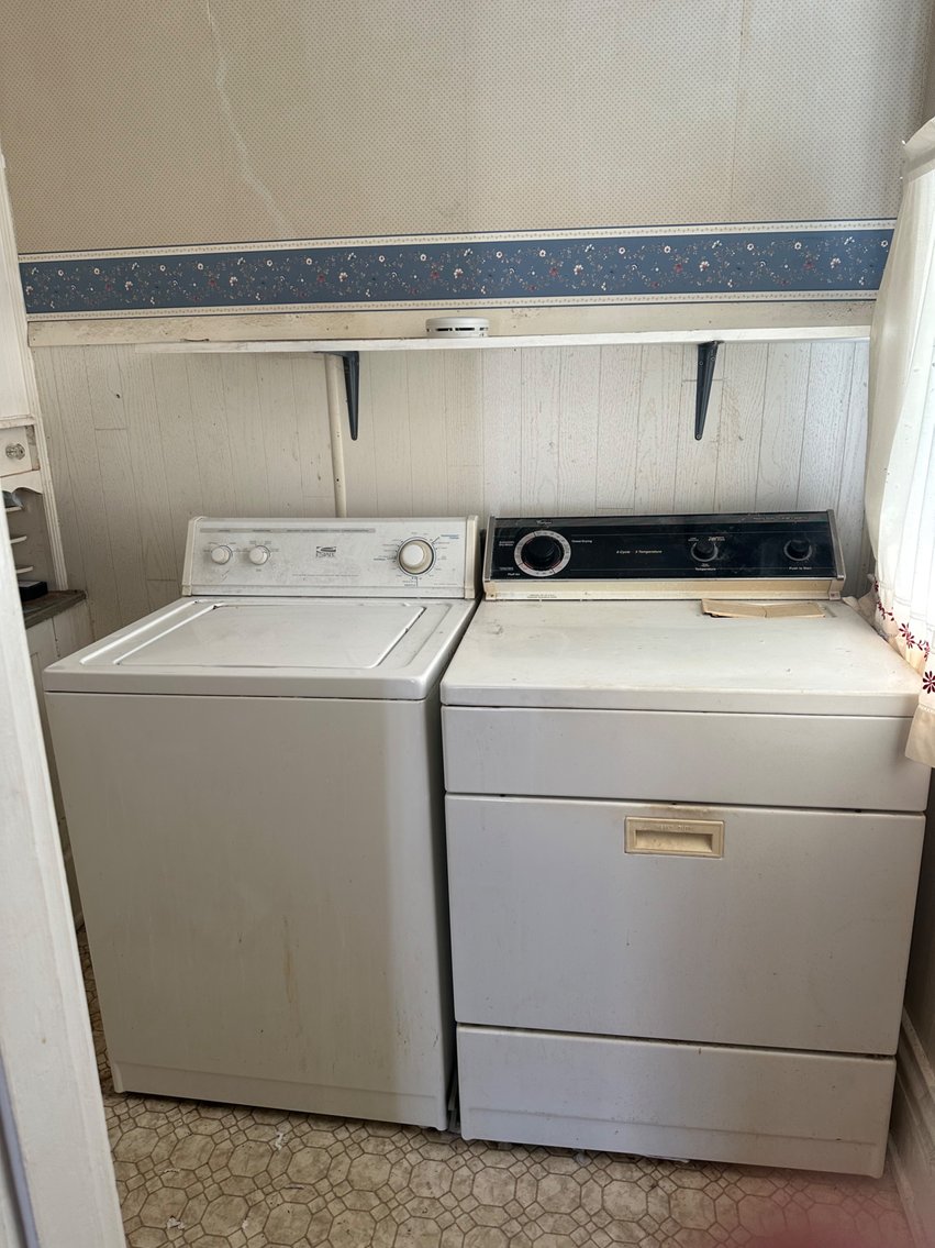 Image for Live Onsite Real Estate Auction with Online Bidding