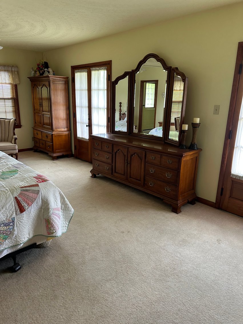 Image for Live Onsite Real Estate Auction with Online Bidding