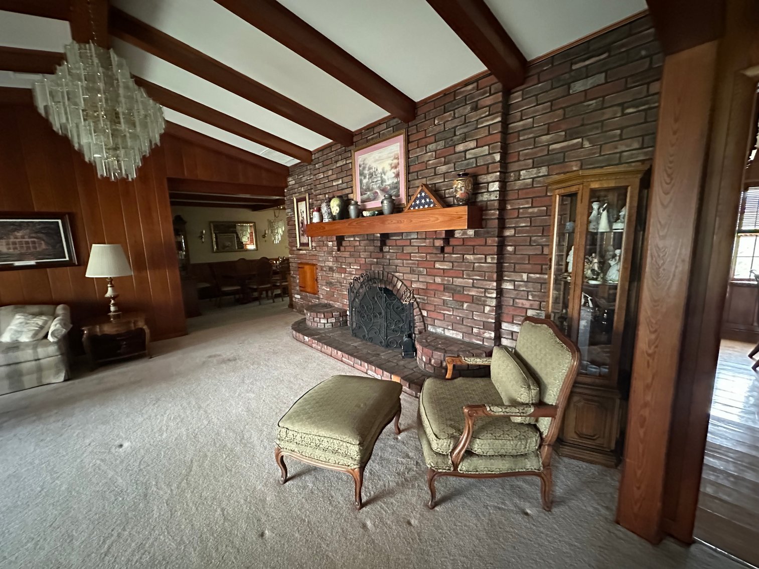 Image for Live Onsite Real Estate Auction with Online Bidding