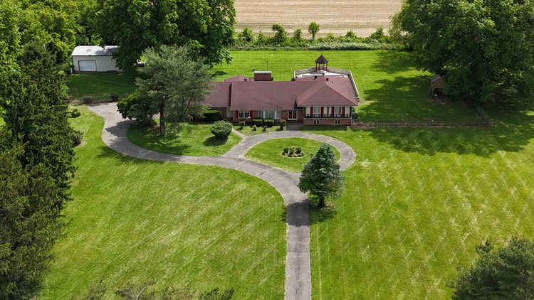 Image for Live Onsite Real Estate Auction with Online Bidding