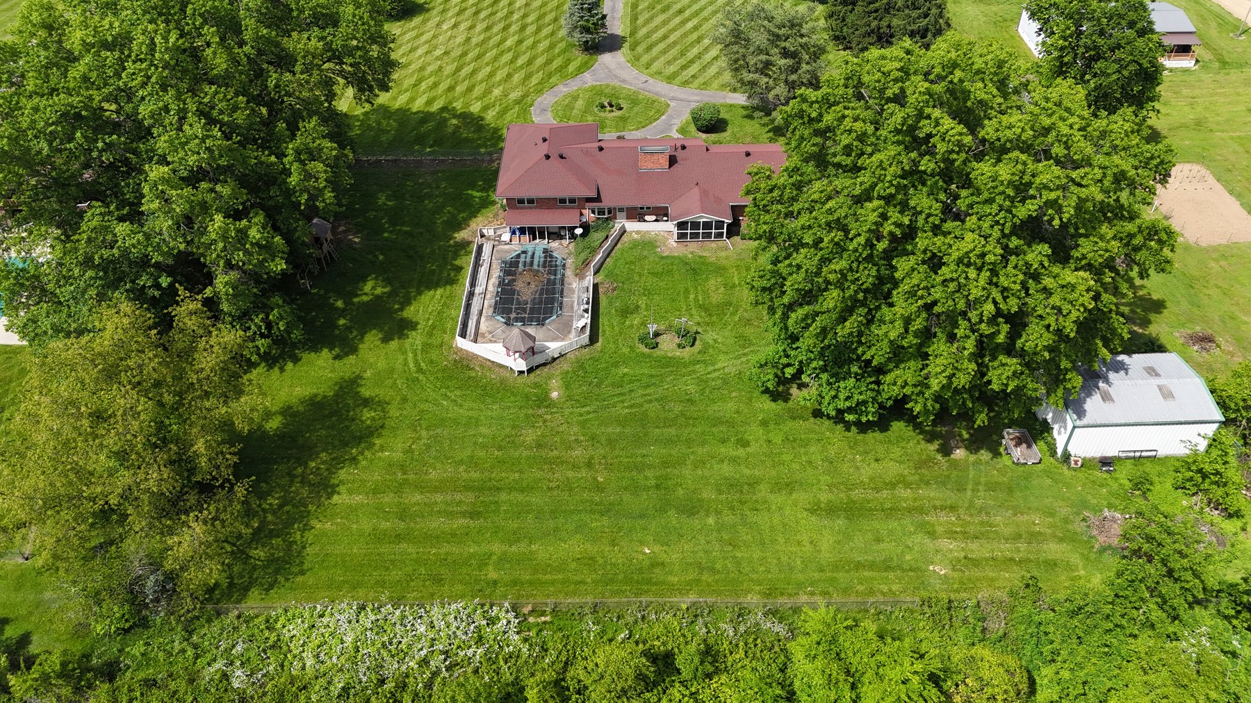 Image for Live Onsite Real Estate Auction with Online Bidding