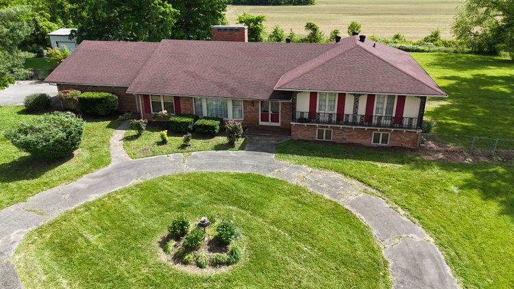 Image for Live Onsite Real Estate Auction with Online Bidding