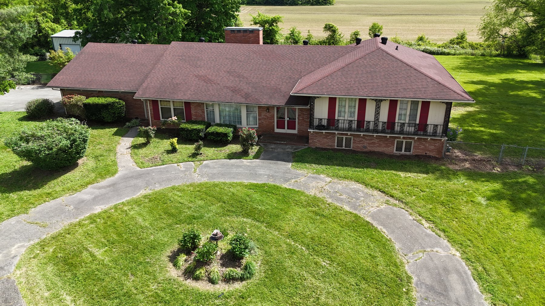 Image for Live Onsite Real Estate Auction with Online Bidding