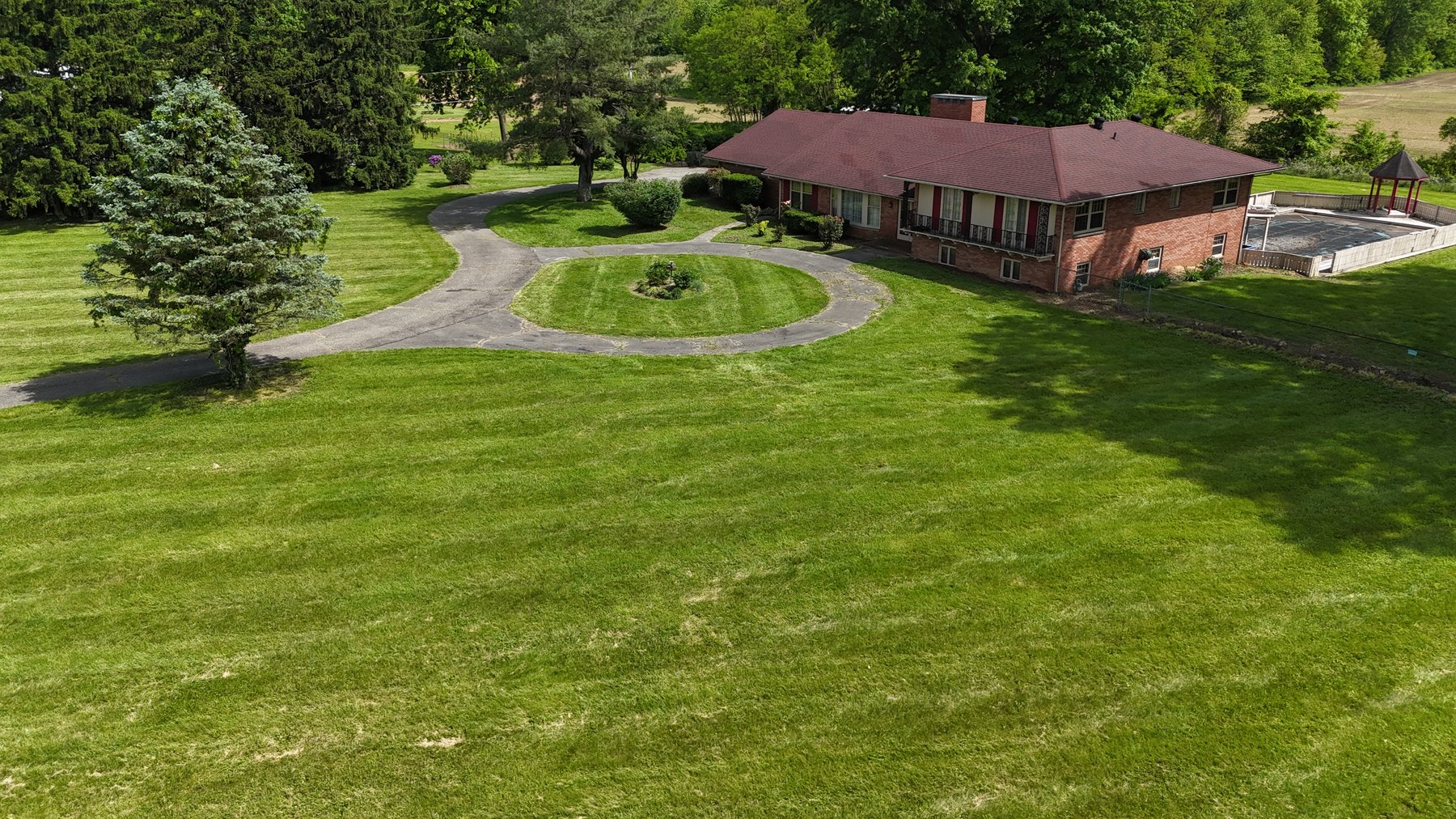 Image for Live Onsite Real Estate Auction with Online Bidding