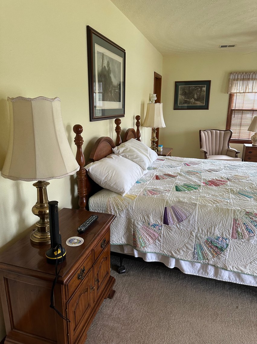 Image for Live Onsite Real Estate Auction with Online Bidding