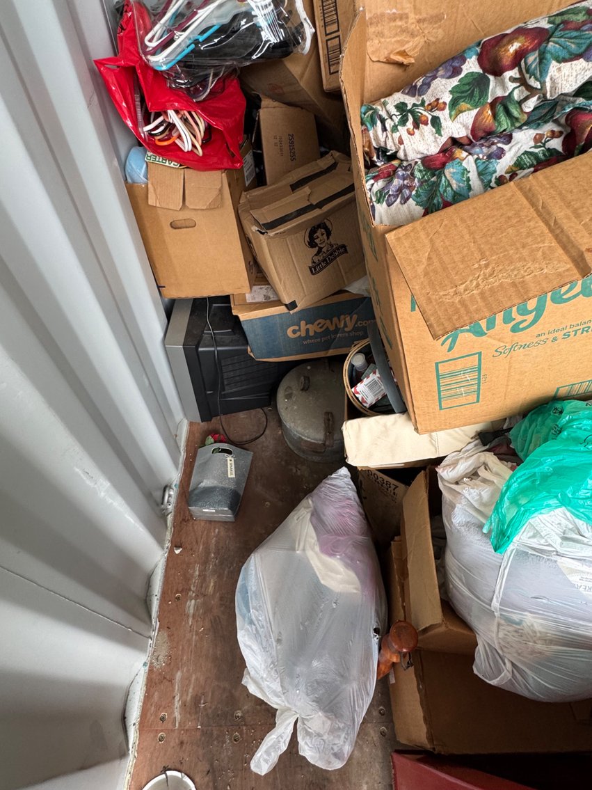 Image for Absolute Online Delinquent Storage Unit #2089