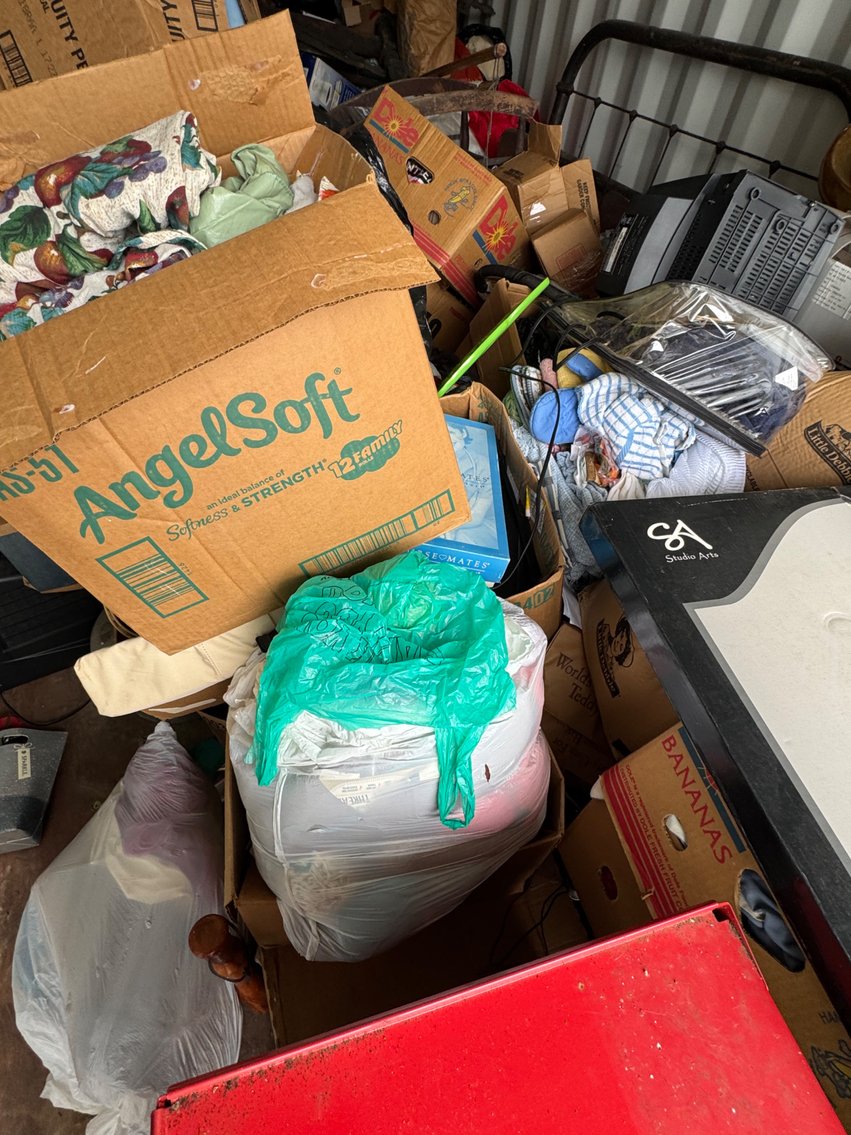 Image for Absolute Online Delinquent Storage Unit #2089