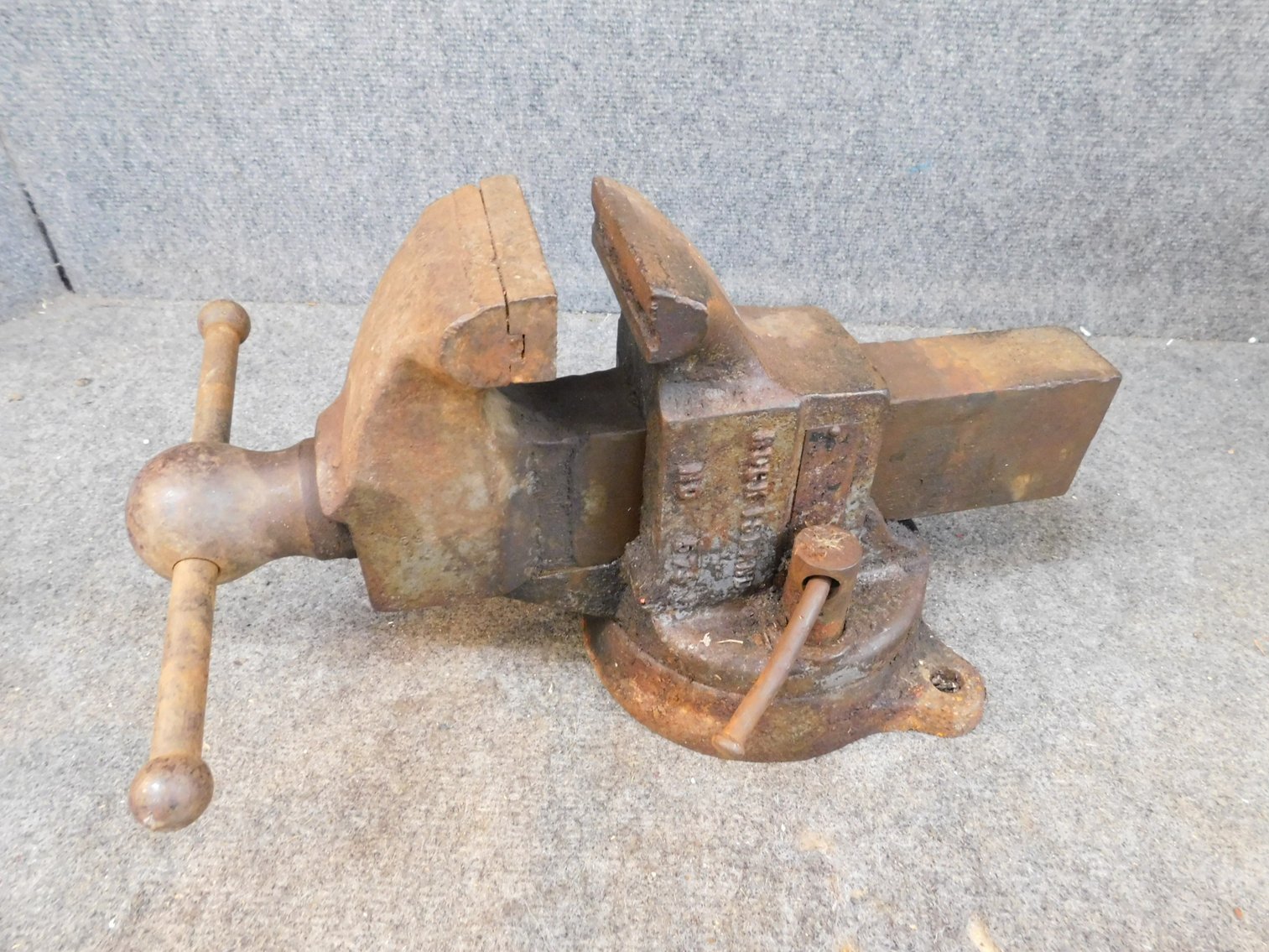 Image for Absolute Online Auction #2099