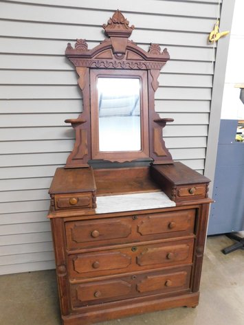 Image for Absolute Online Auction #2107