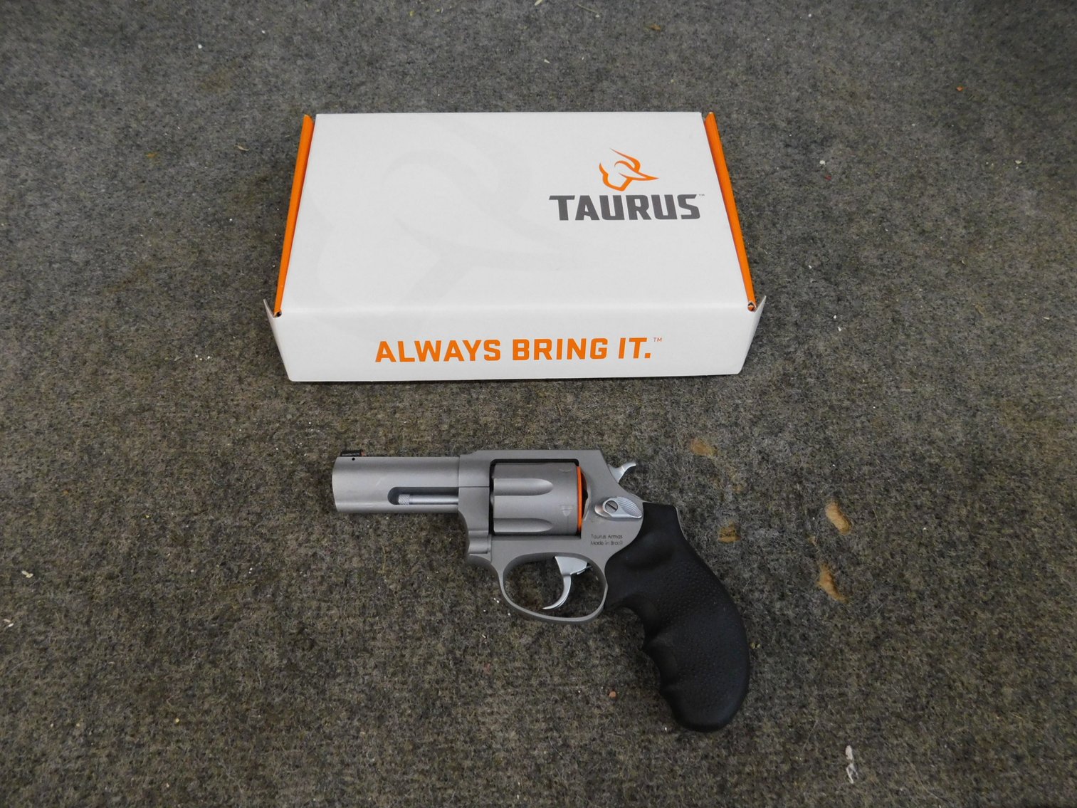 Image for Absolute Online Auction #2109