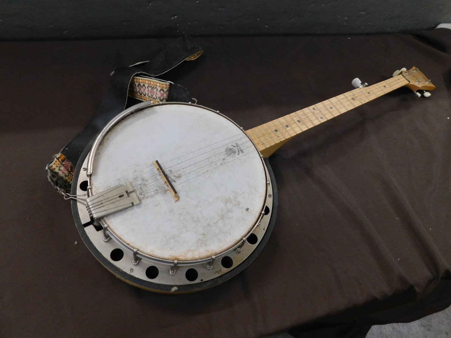 Image for Absolute Online Auction #2112