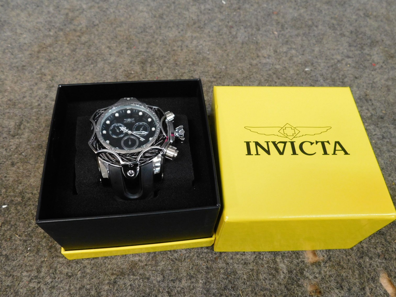 Image for Absolute Online Auction #2115