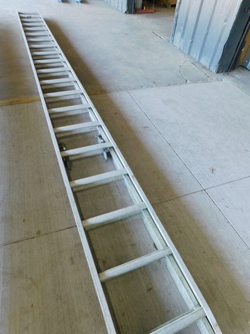 Image for Absolute Online Auction #2122