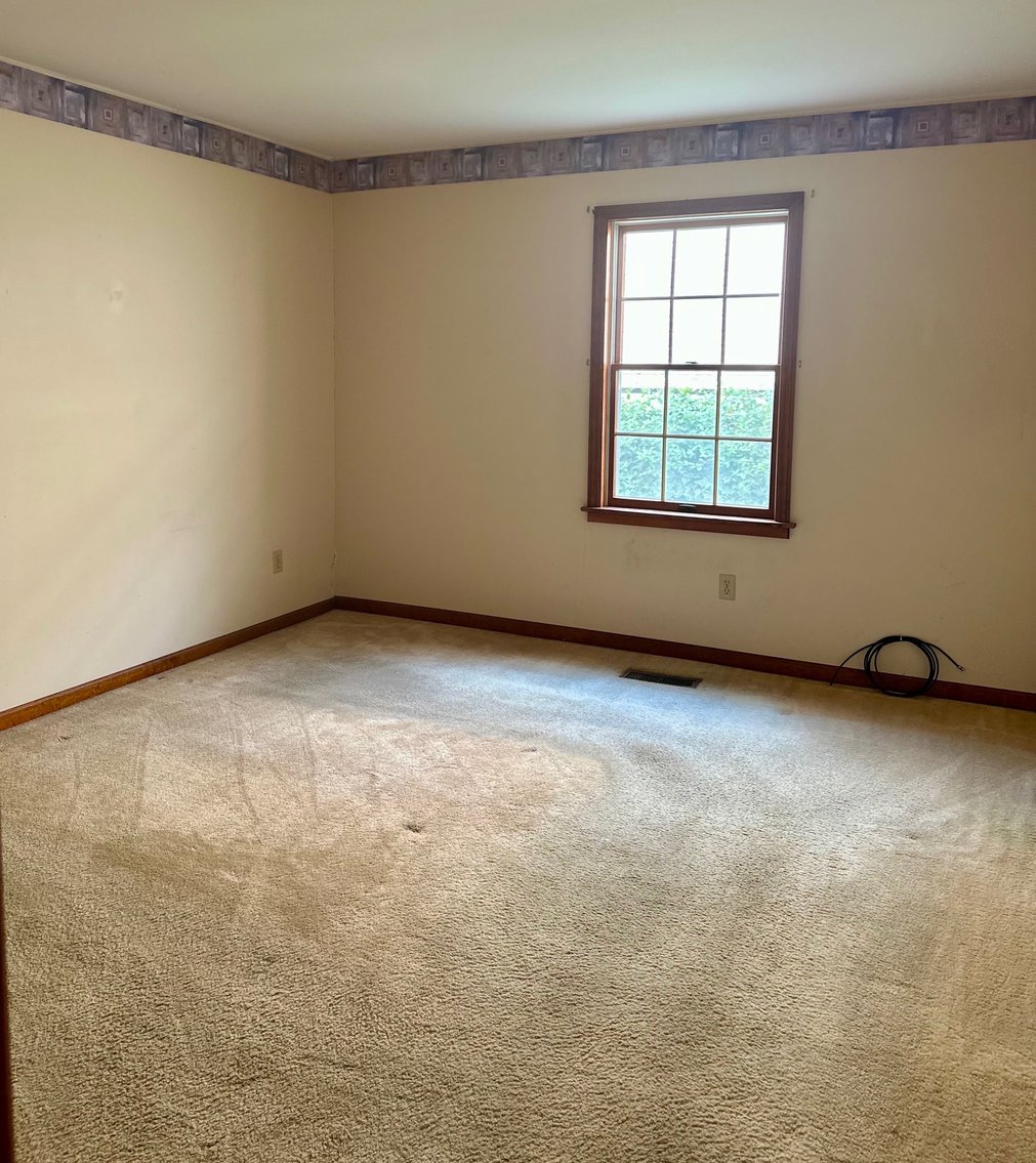 Image for Live Onsite Real Estate Auction with Online Bidding