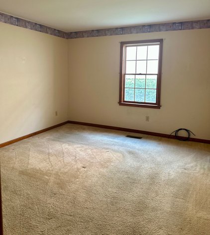 Image for Live Onsite Real Estate Auction with Online Bidding