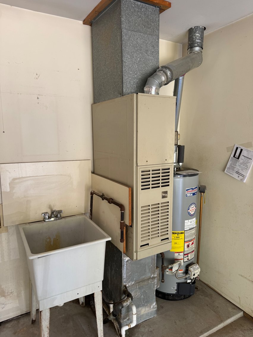 Image for Live Onsite Real Estate Auction with Online Bidding