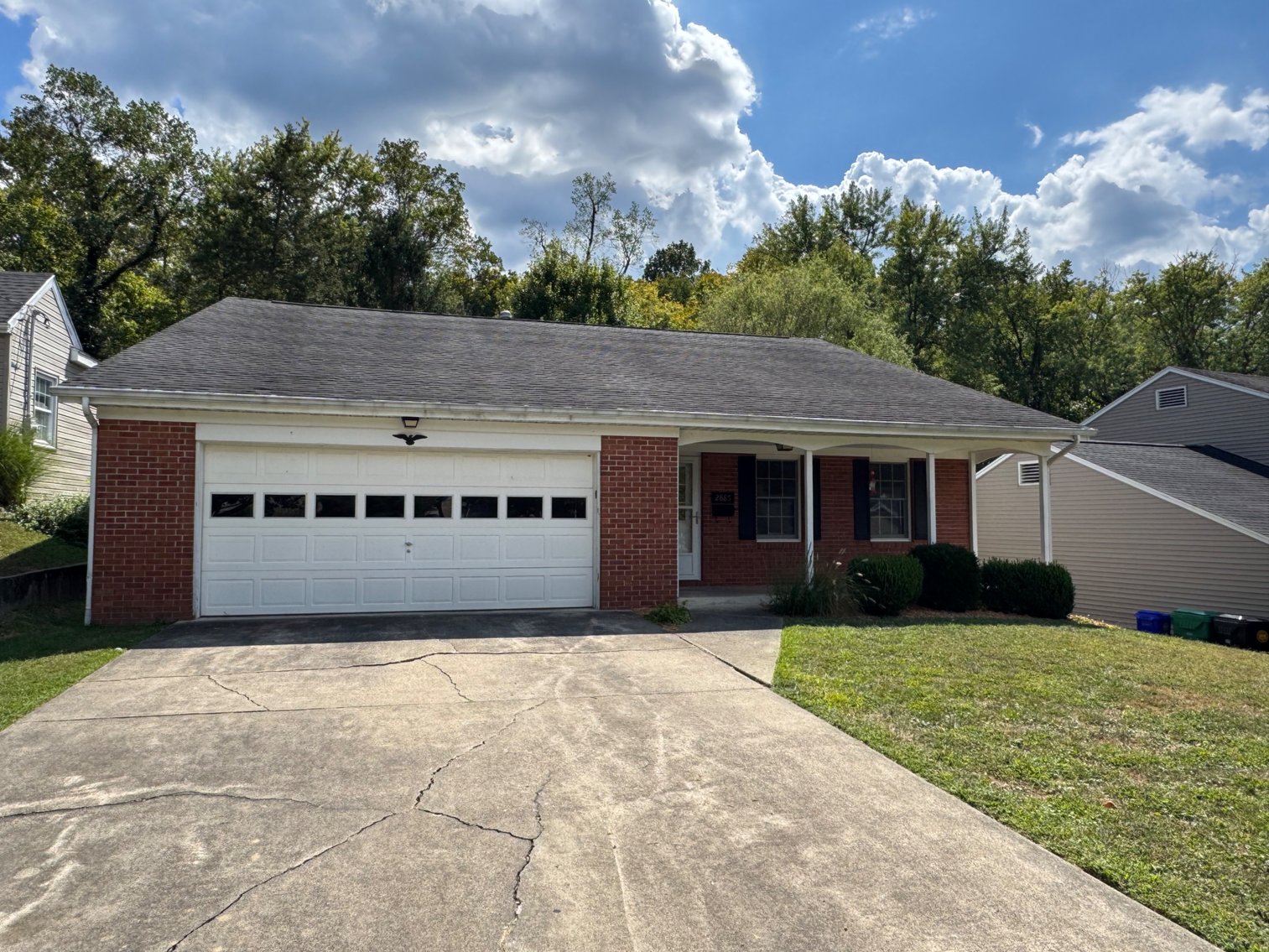 Image for Live Onsite Real Estate Auction with Online Bidding