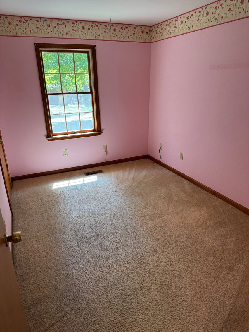 Image for Live Onsite Real Estate Auction with Online Bidding