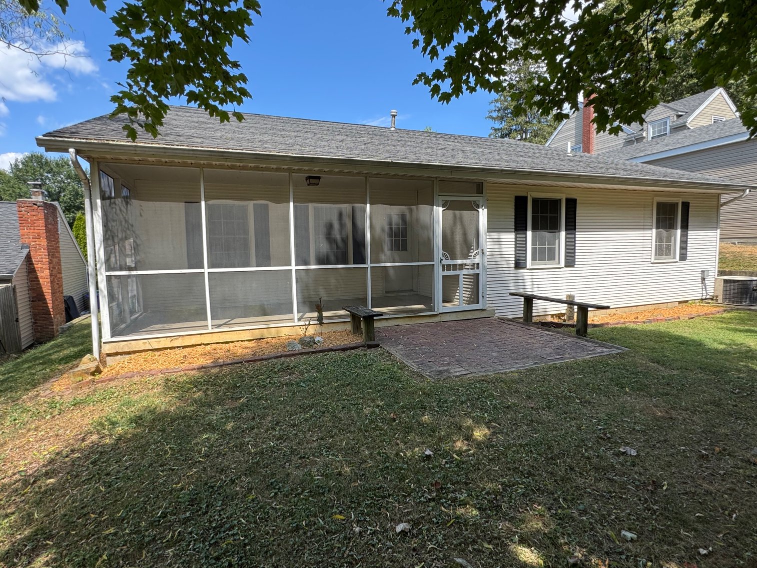 Image for Live Onsite Real Estate Auction with Online Bidding