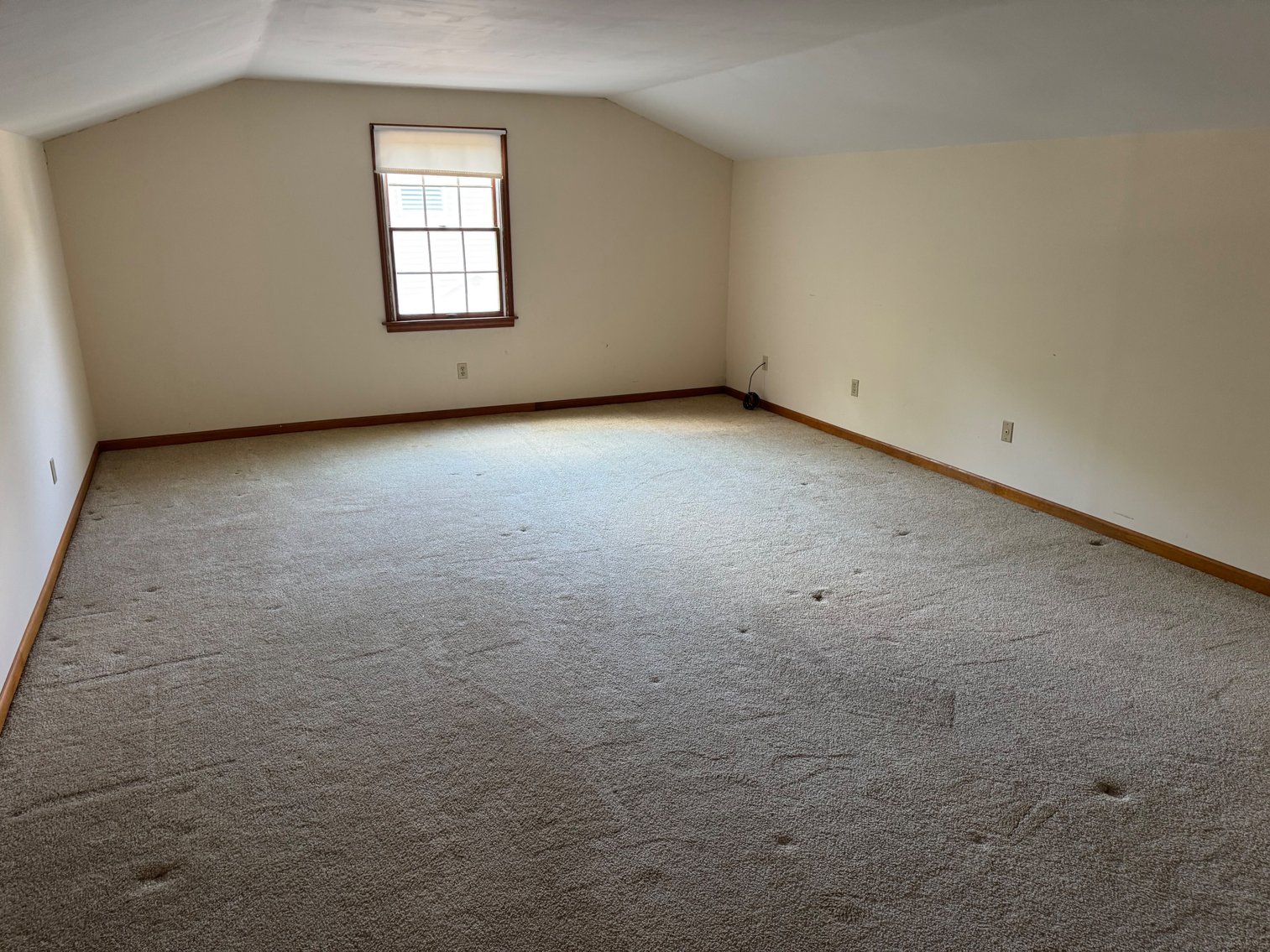 Image for Live Onsite Real Estate Auction with Online Bidding