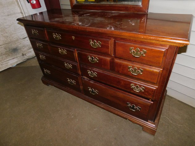 Image for Absolute Online Auction #2125
