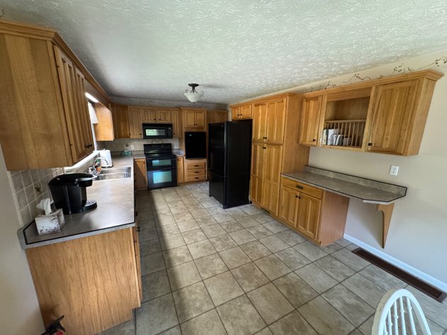 Image for Live Onsite Real Estate Auction with Online Bidding