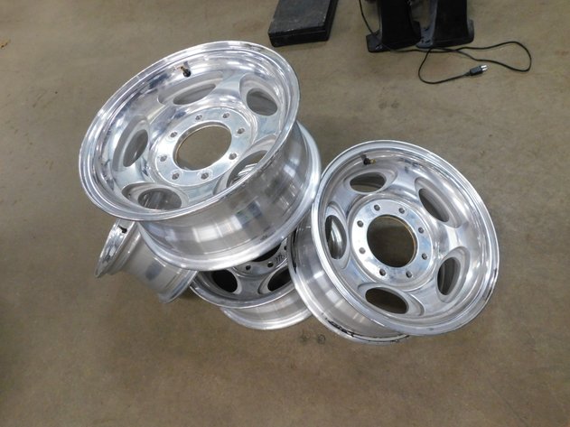 Image for Absolute Online Auction #2184