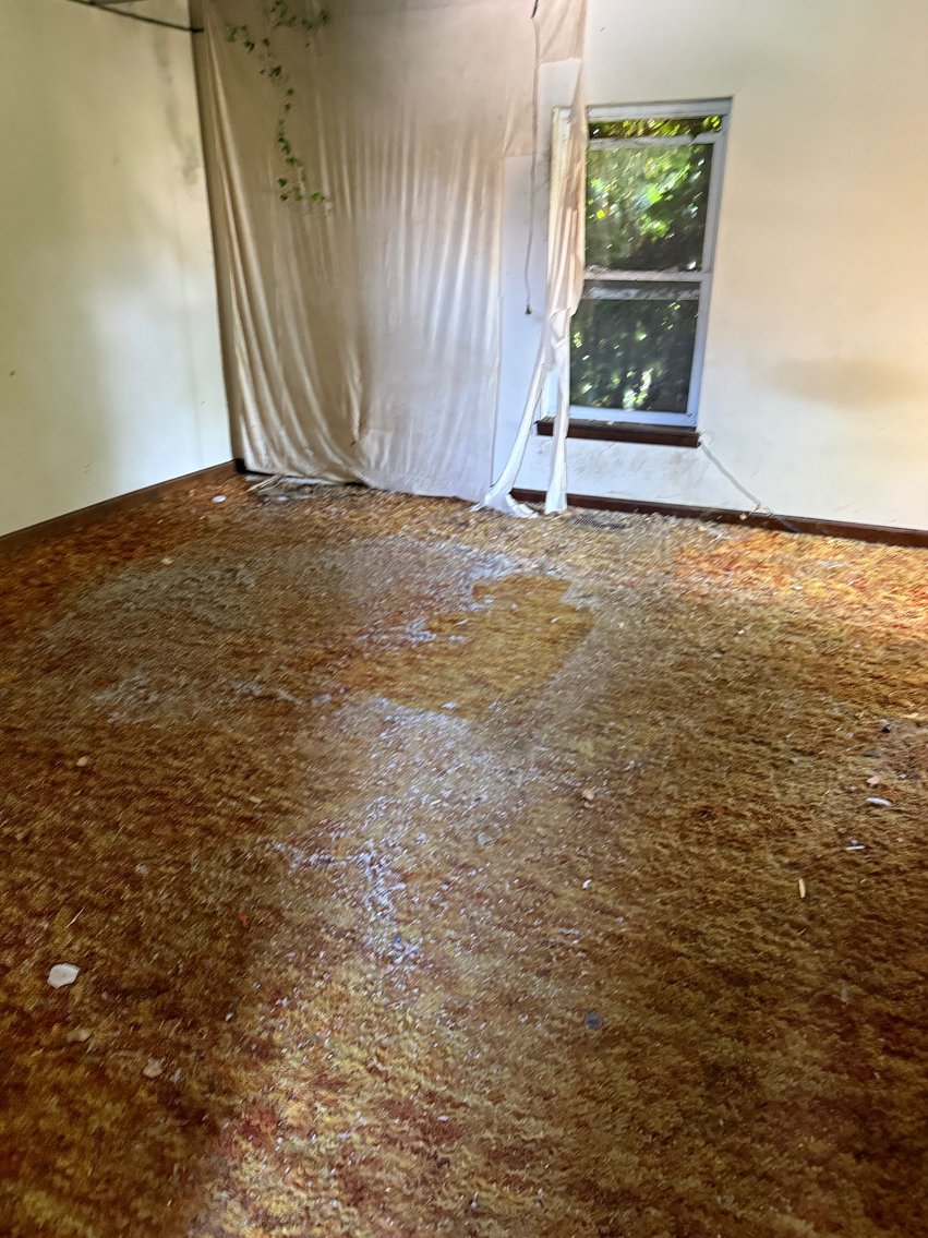 Image for Live Onsite Real Estate Auction with Online Bidding