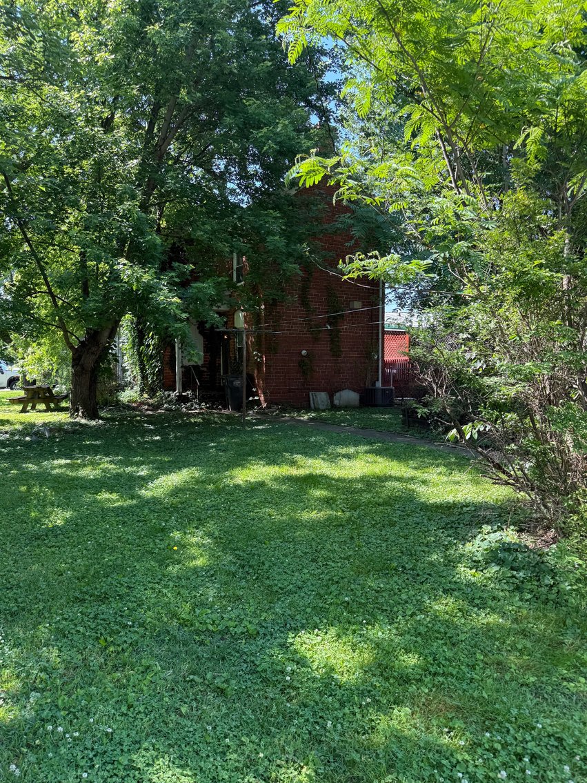Image for Live Onsite Real Estate Auction with Online Bidding