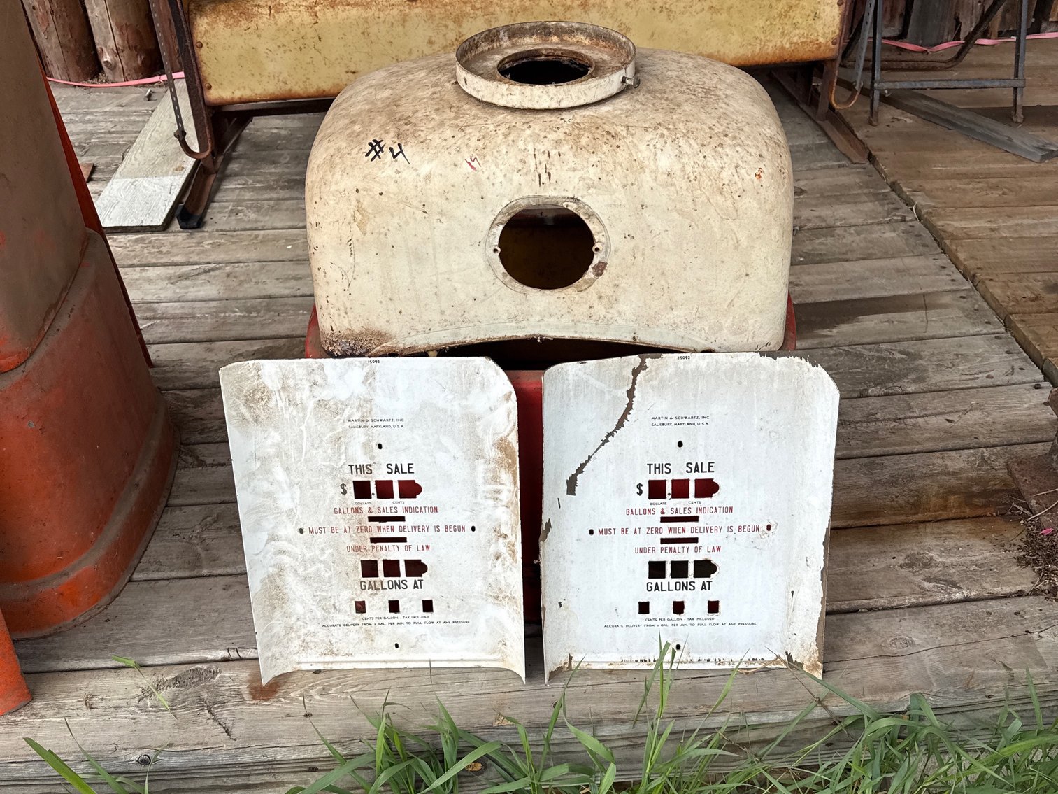 Image for Hiles, WI Online Auction *** Trucks, Motorcycles, Antiques, Sporting Goods, Tractors & More!