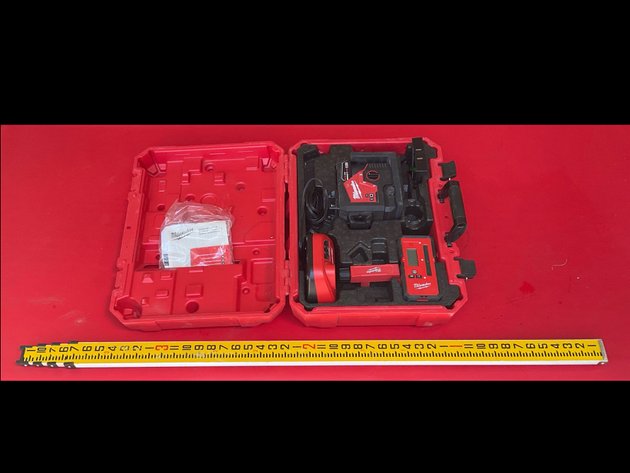 Image for Three Lakes, WI ** Contractor Tools, Guns, Home Contents, Mini Van & More!