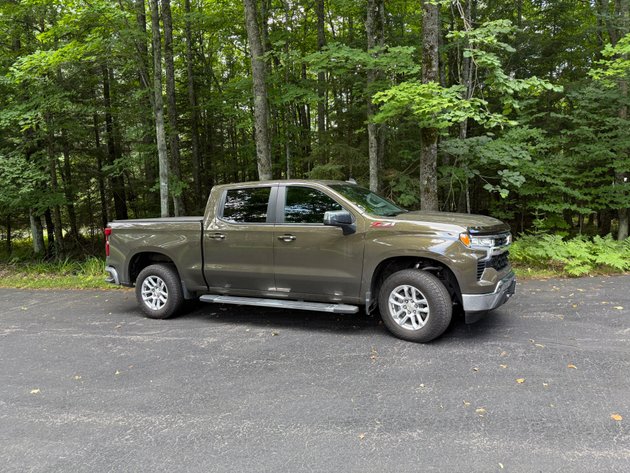 Image for Crandon, WI ***  2023 Chevrolet Truck w/3400 miles brings $52,000
