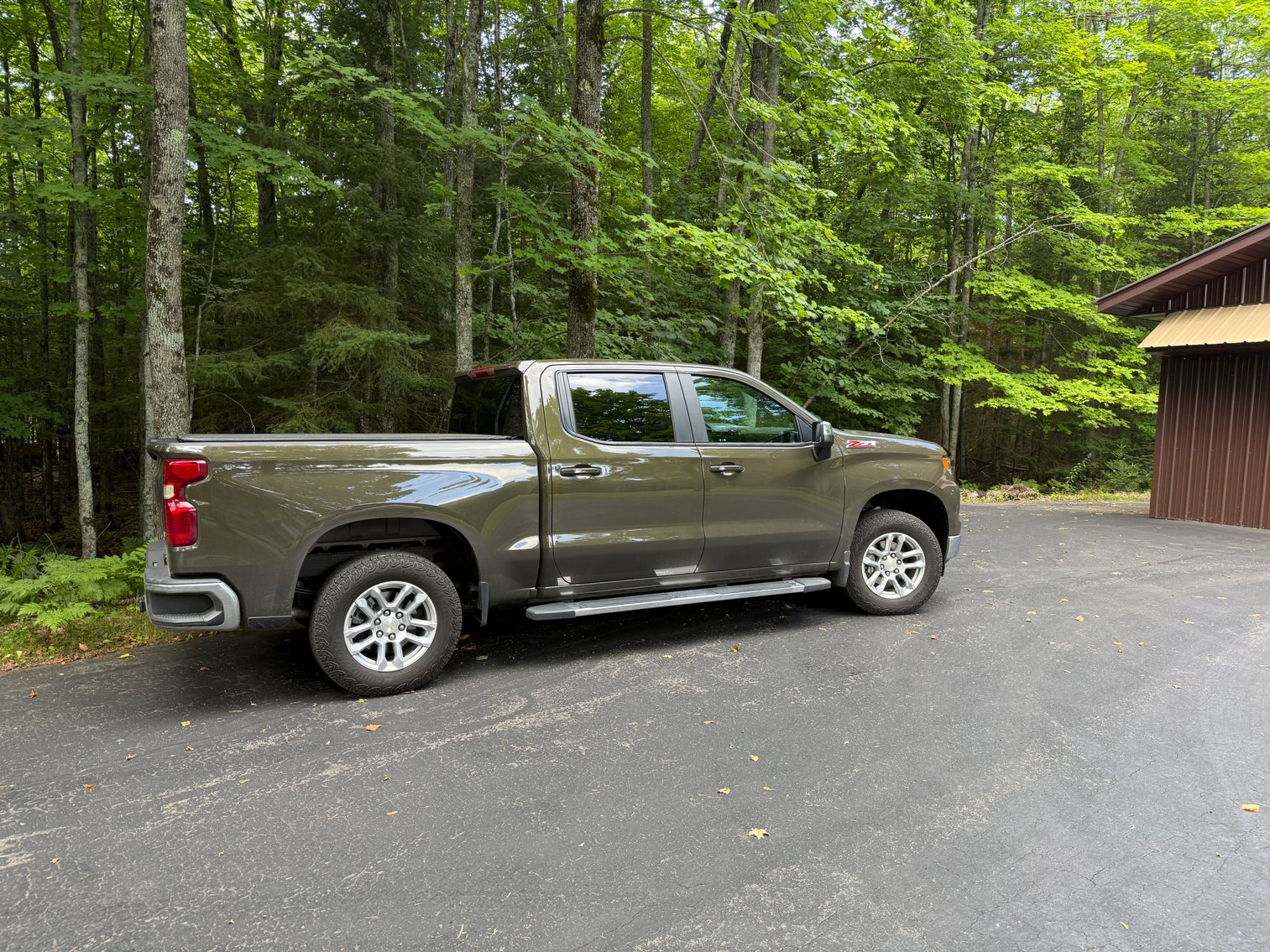Image for Crandon, WI ***  2023 Chevrolet Truck w/3400 miles brings $52,000