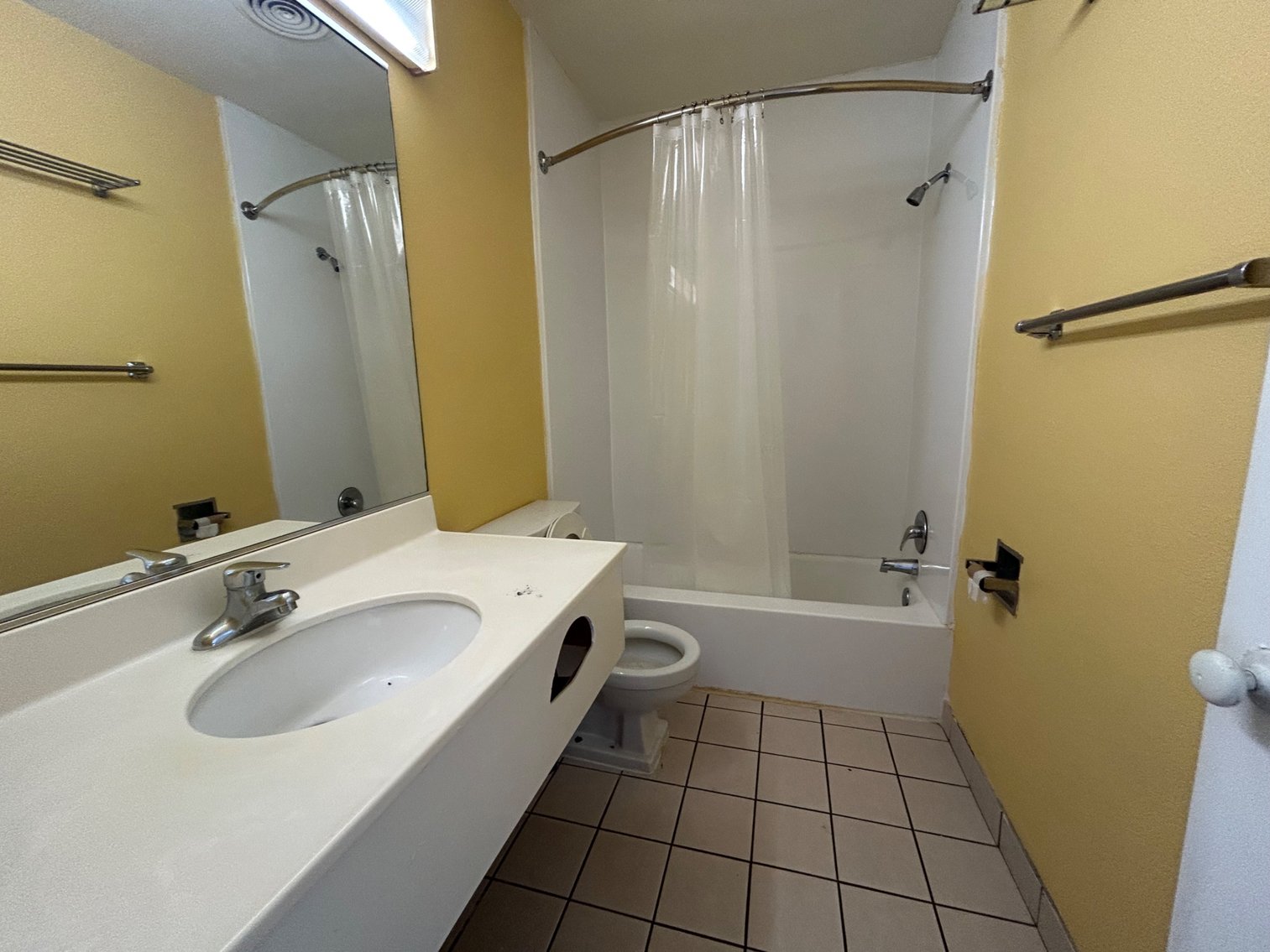 Image for 10+/- ACRES with Hotel and Buildings