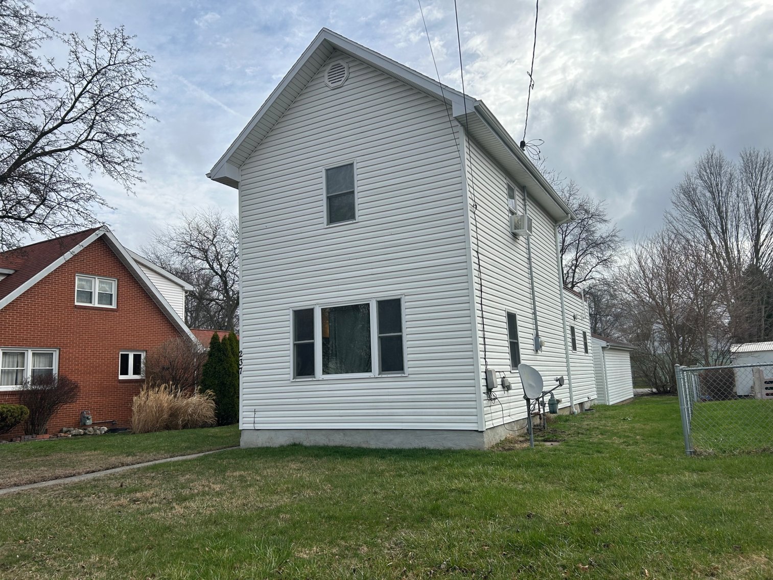 Image for 237 EBERLY AVE, BOWLING GREEN, OH 43402