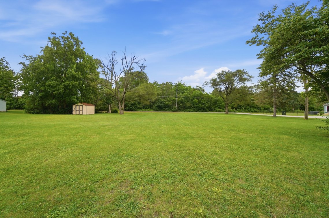 Image for 20 Quarry Lane, Luckey Ohio 43443