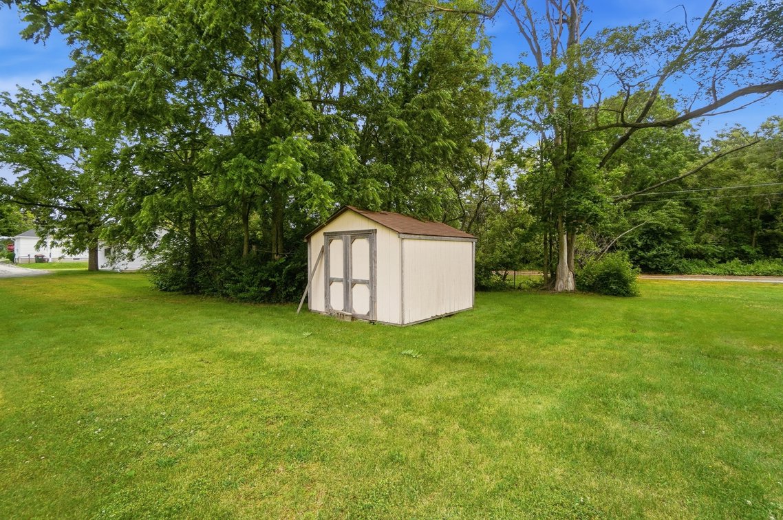 Image for 20 Quarry Lane, Luckey Ohio 43443