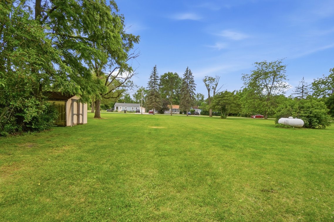 Image for 20 Quarry Lane, Luckey Ohio 43443