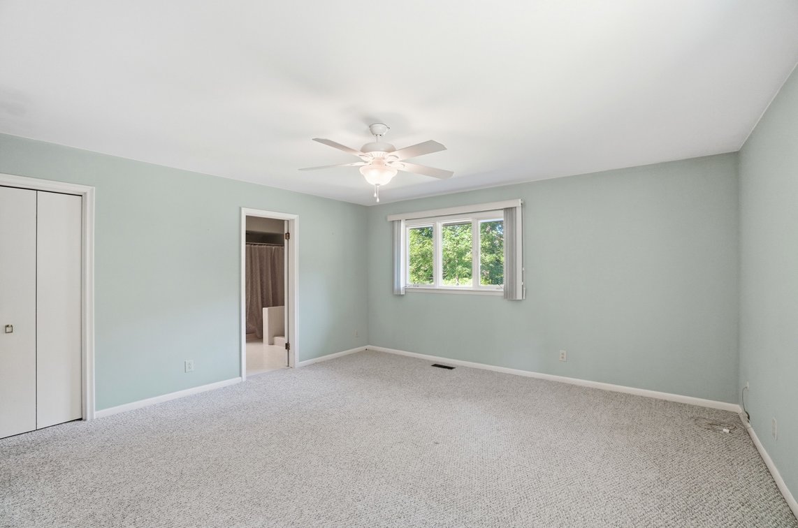 Image for 1005 Oak Park Dr, Toledo, OH 43617