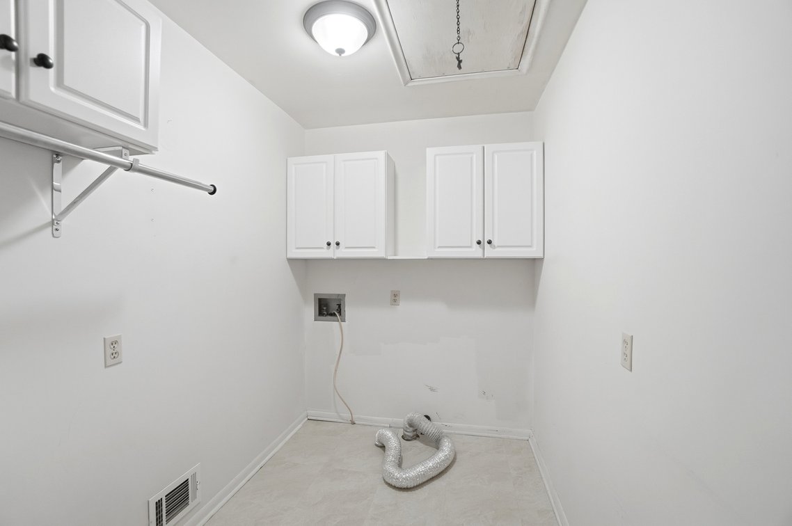 Image for 1005 Oak Park Dr, Toledo, OH 43617