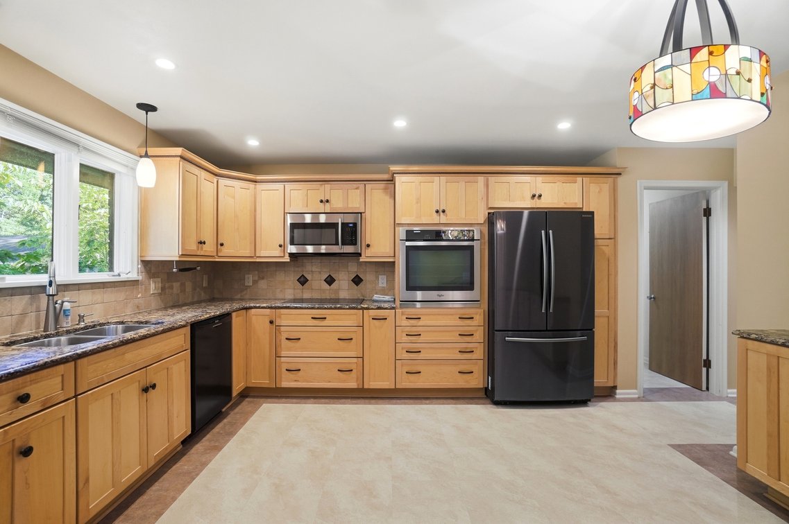 Image for 1005 Oak Park Dr, Toledo, OH 43617