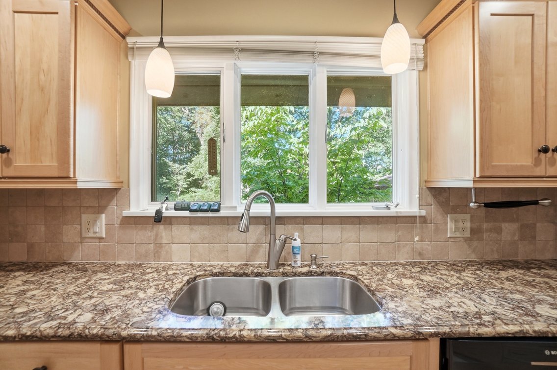 Image for 1005 Oak Park Dr, Toledo, OH 43617