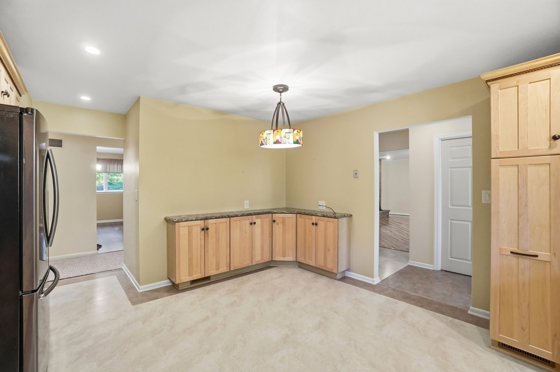 Image for 1005 Oak Park Dr, Toledo, OH 43617