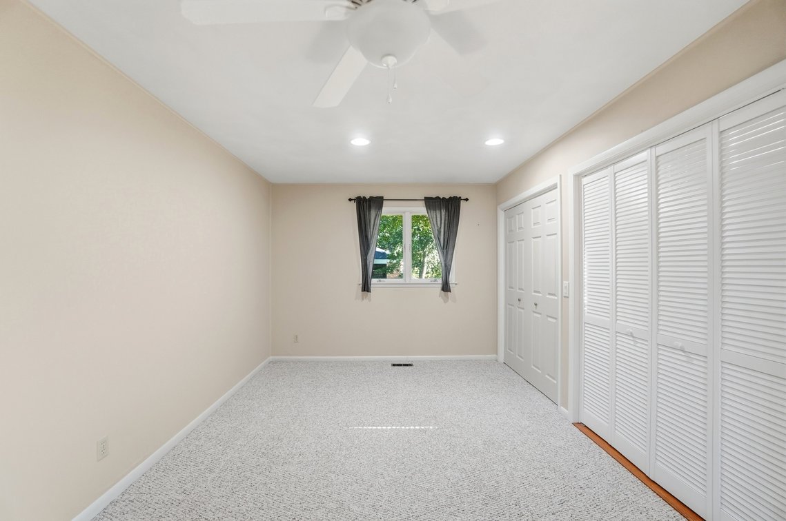 Image for 1005 Oak Park Dr, Toledo, OH 43617