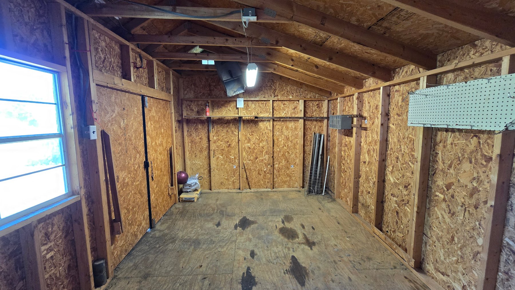 Image for Ready for Your Magic Touch: Herrin Home at Online Auction