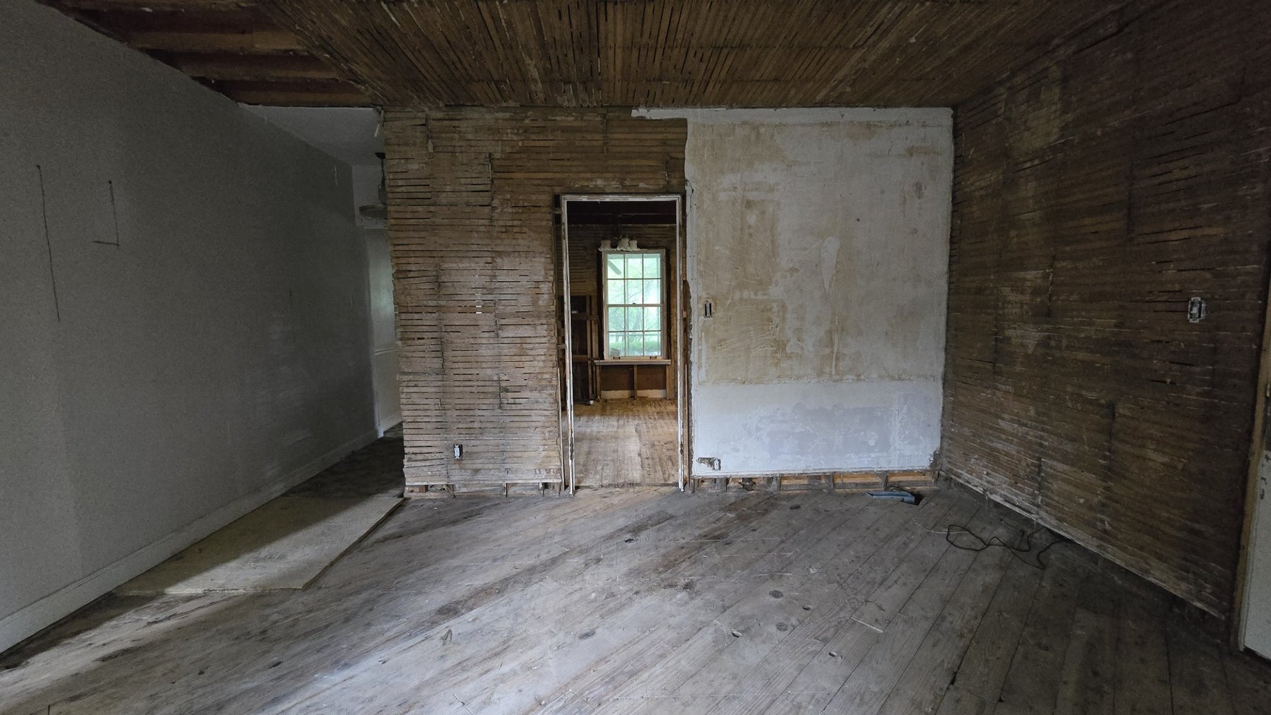 Image for Historic 2-Story Sears Home -- Online Real Estate Auction