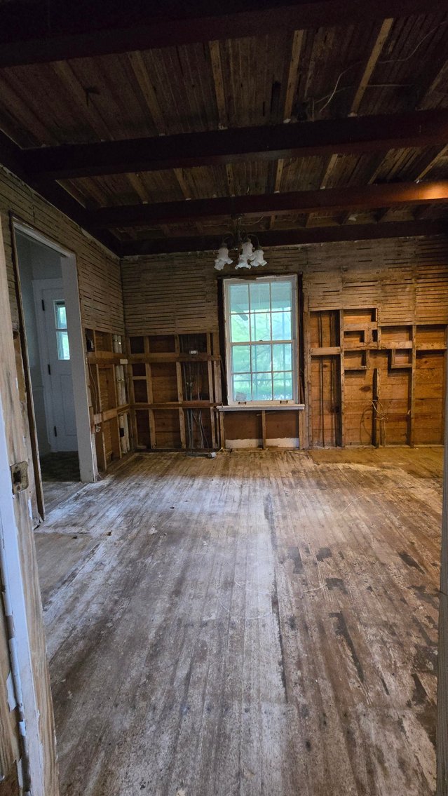 Image for Historic 2-Story Sears Home -- Online Real Estate Auction