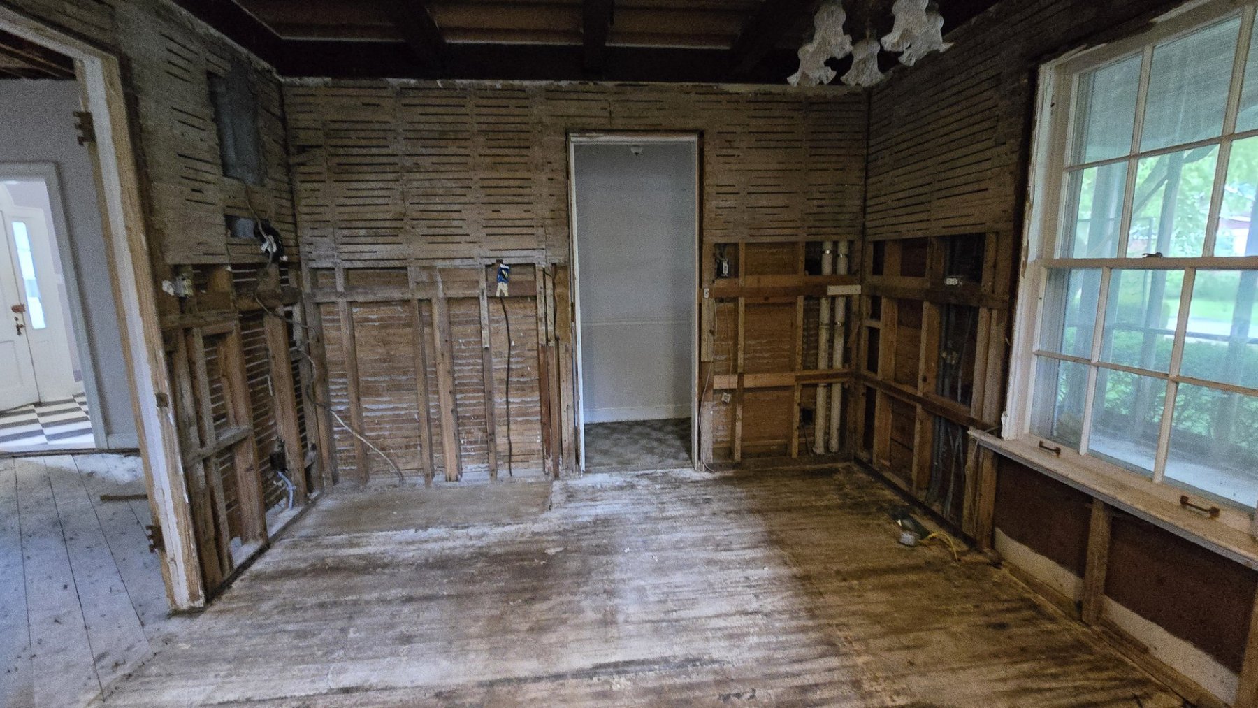 Image for Historic 2-Story Sears Home -- Online Real Estate Auction