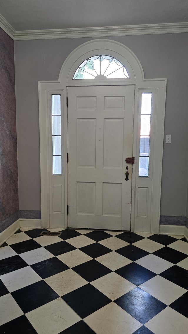 Image for Historic 2-Story Sears Home -- Online Real Estate Auction